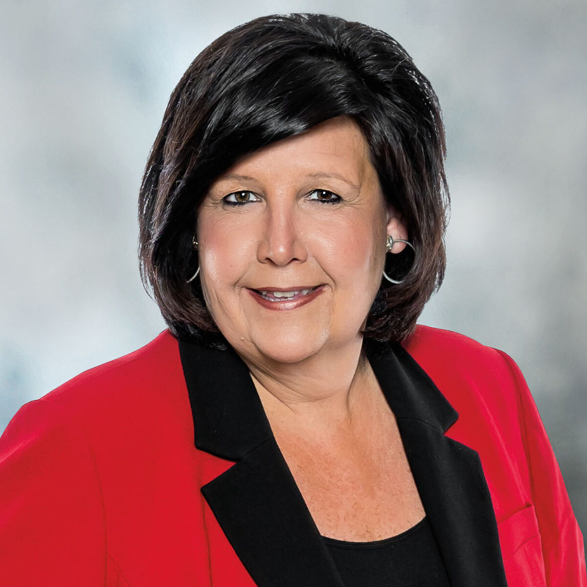 Donna Tweeten Iowa, Death-Obituary: Respected Business Leader And Serving President Of Hy-Vee, Inc. Has Died